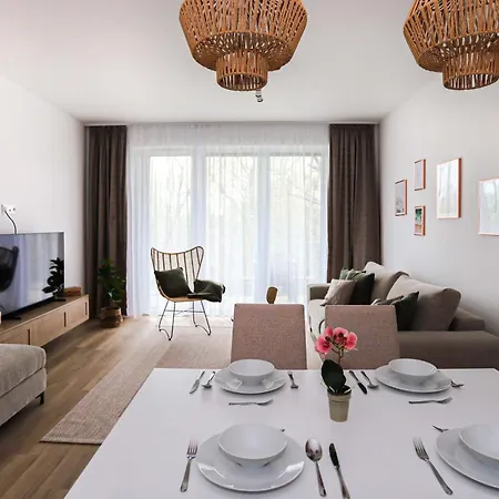 Habitación en casa particular Platán With Lakeview Balatonboglár