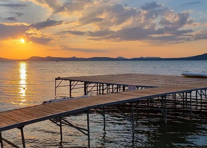 Platán With Lakeview Balatonboglár