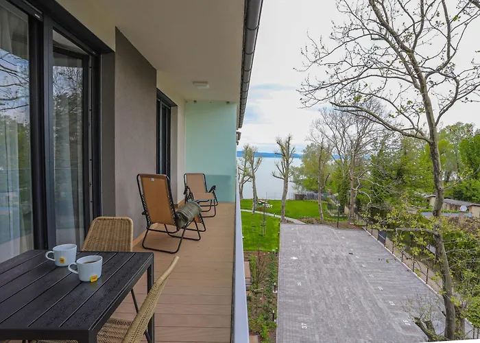 Δωμάτια σε οικογενειακή κατοικία Platan With Lakeview *